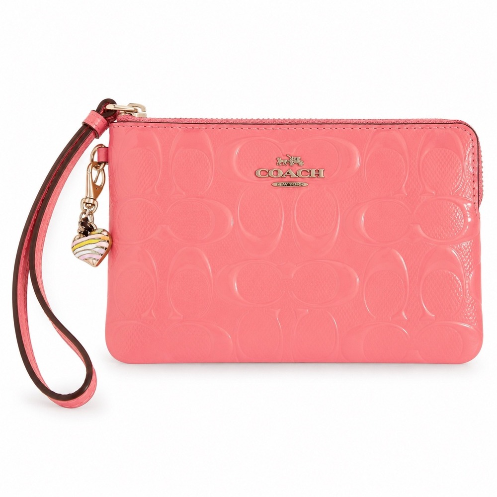 # NWT Coach Corner Zip Wristlet CDF04 Pink Signature Heart Charm